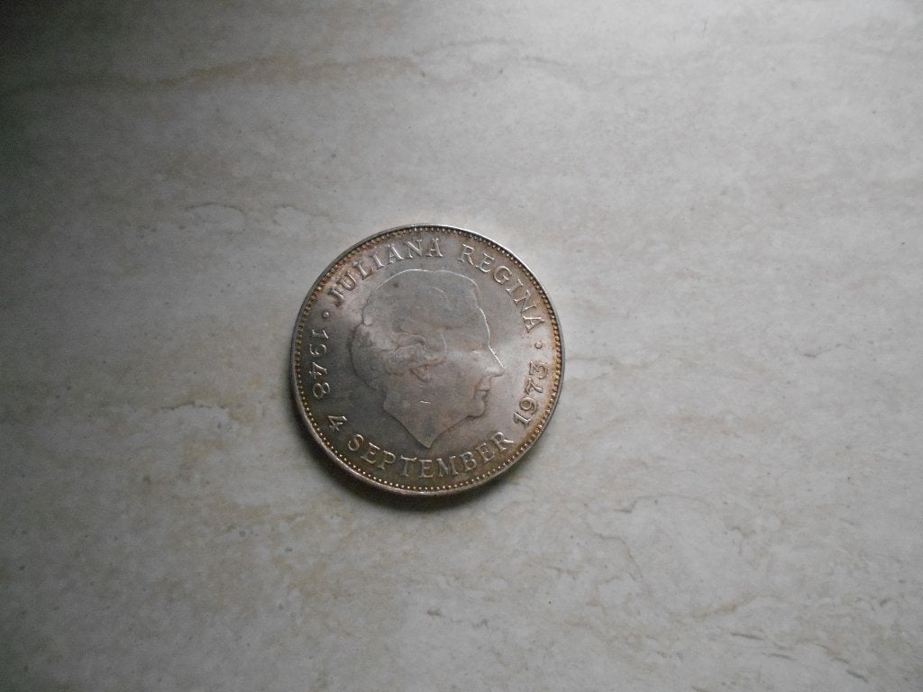 Zilveren 10 gulden Juliana 1973, Postzegels en Munten, Munten | Nederland, Koningin Juliana, Zilver, Ophalen of Verzenden, Losse munt
