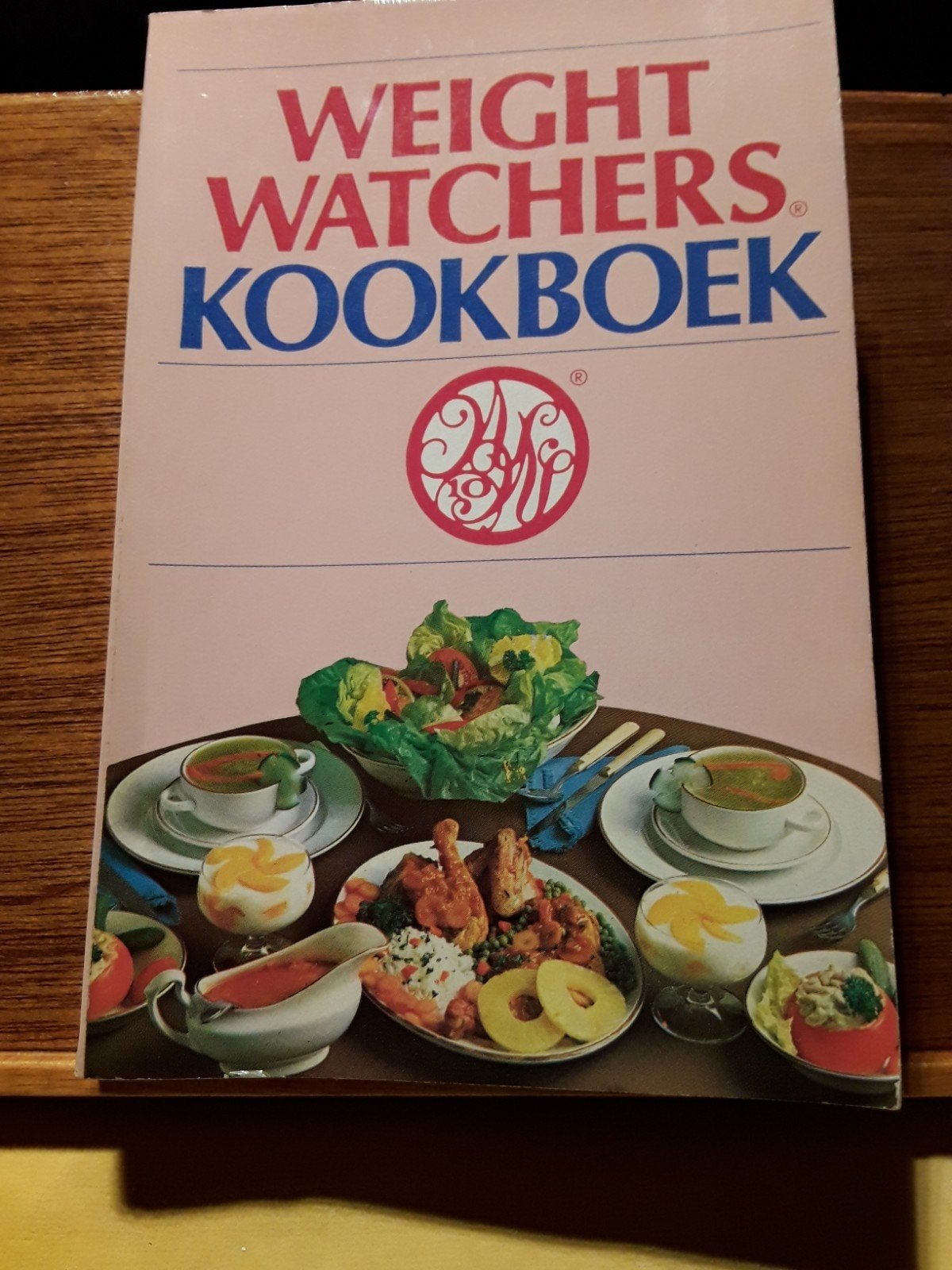 Weight Watchers Kookboek - Zesde Druk (1979), Gelezen, Ophalen of Verzenden, Gezond koken, Overige gebieden