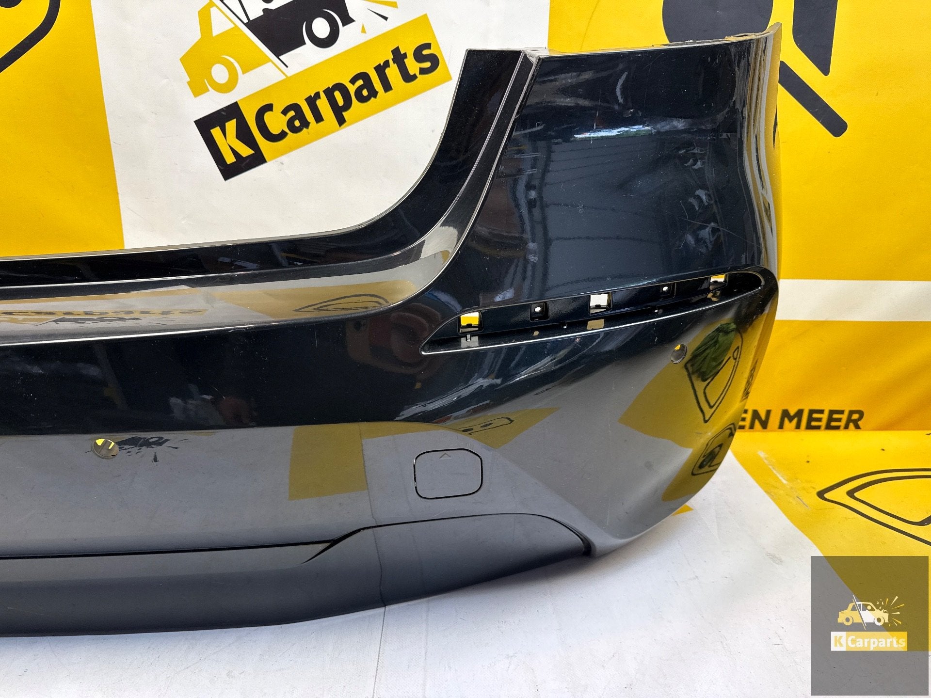 Achterbumper BMW 1 Serie F40 PDC ORIGINEEL 51127461391, Petuelring 130
80788  Munich, DE, Gebruikt, Info@bmw.de, Ophalen of Verzenden