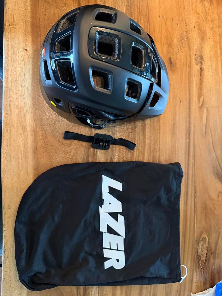 Lazer Impala fietshelm maat L met MIPS, ATS en accessoires, Ophalen, Zo goed als nieuw, L, Heer of Dame