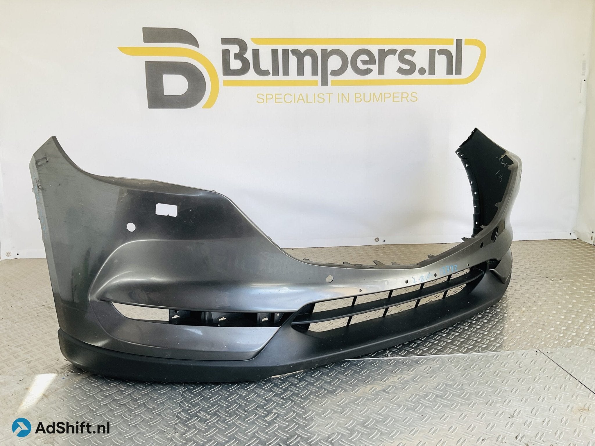 Bumper Mazda CX5 2017-2021 kls pdc Voorbumper 2-B10-13772R, Bumper
