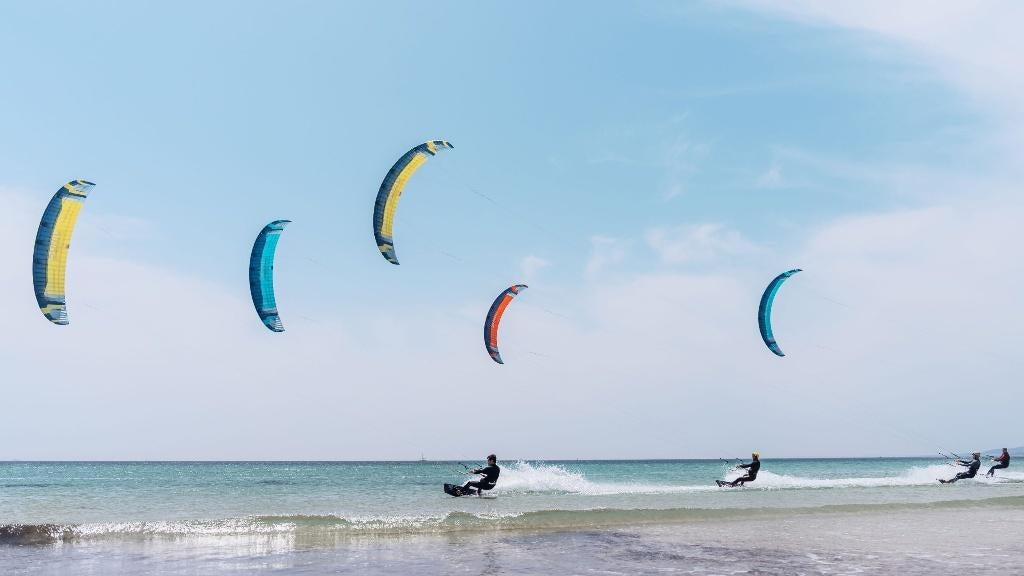 Flysurfer Sonic5 12m 15m, Ophalen, Geen board, Zo goed als nieuw, Kite