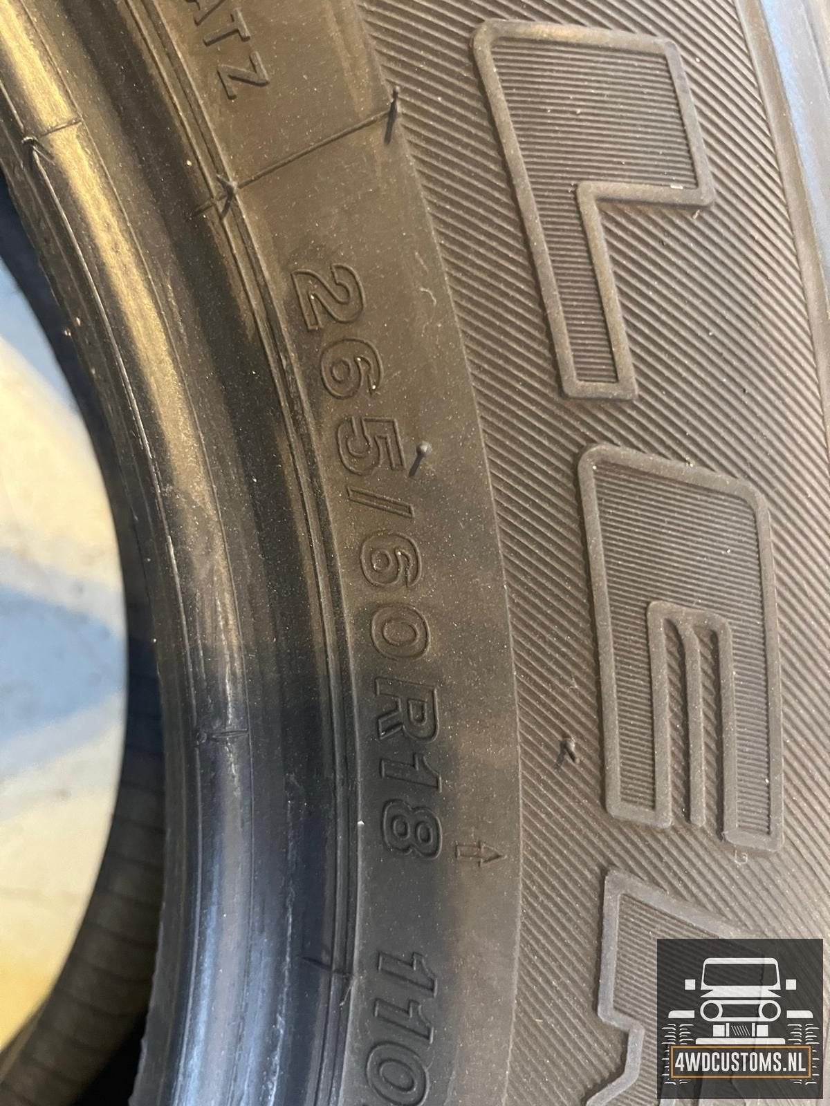 Banden bridstone dueller 265/60/R18  € 80 per band, Gebruikt, -, -, Banden en Velgen