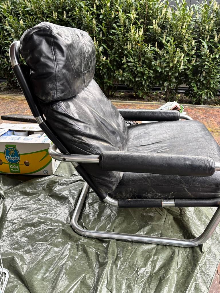 MR. OBERMAN" EASY CHAIR - Zwarte leren fauteuil, Ophalen, Gebruikt, Leer, 75 tot 100 cm