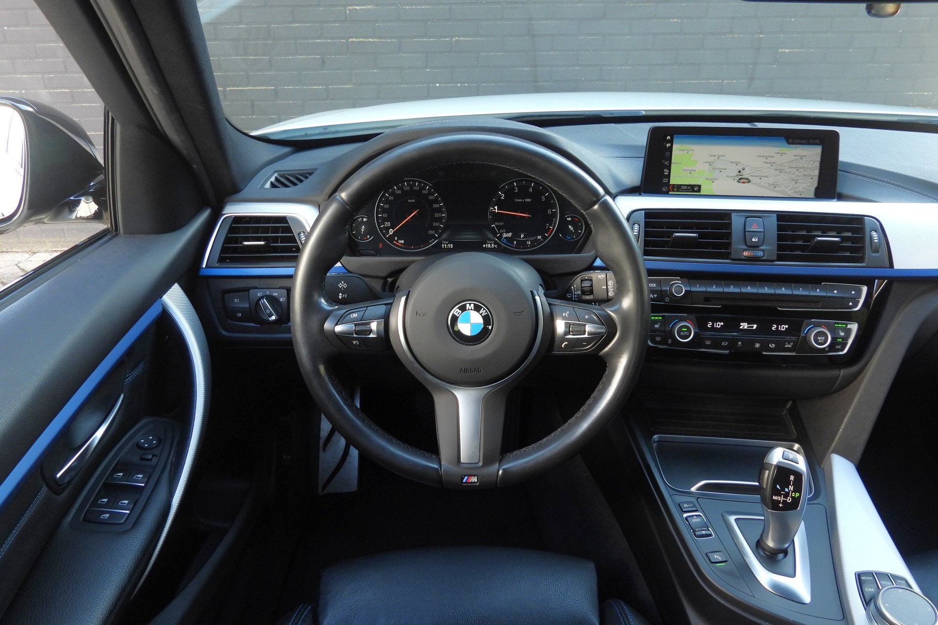 BMW 3 Serie Touring 318i Executive M Sport Automaat / M Spor, 12 maanden, Gebruikt, Euro 6, 1465 kg