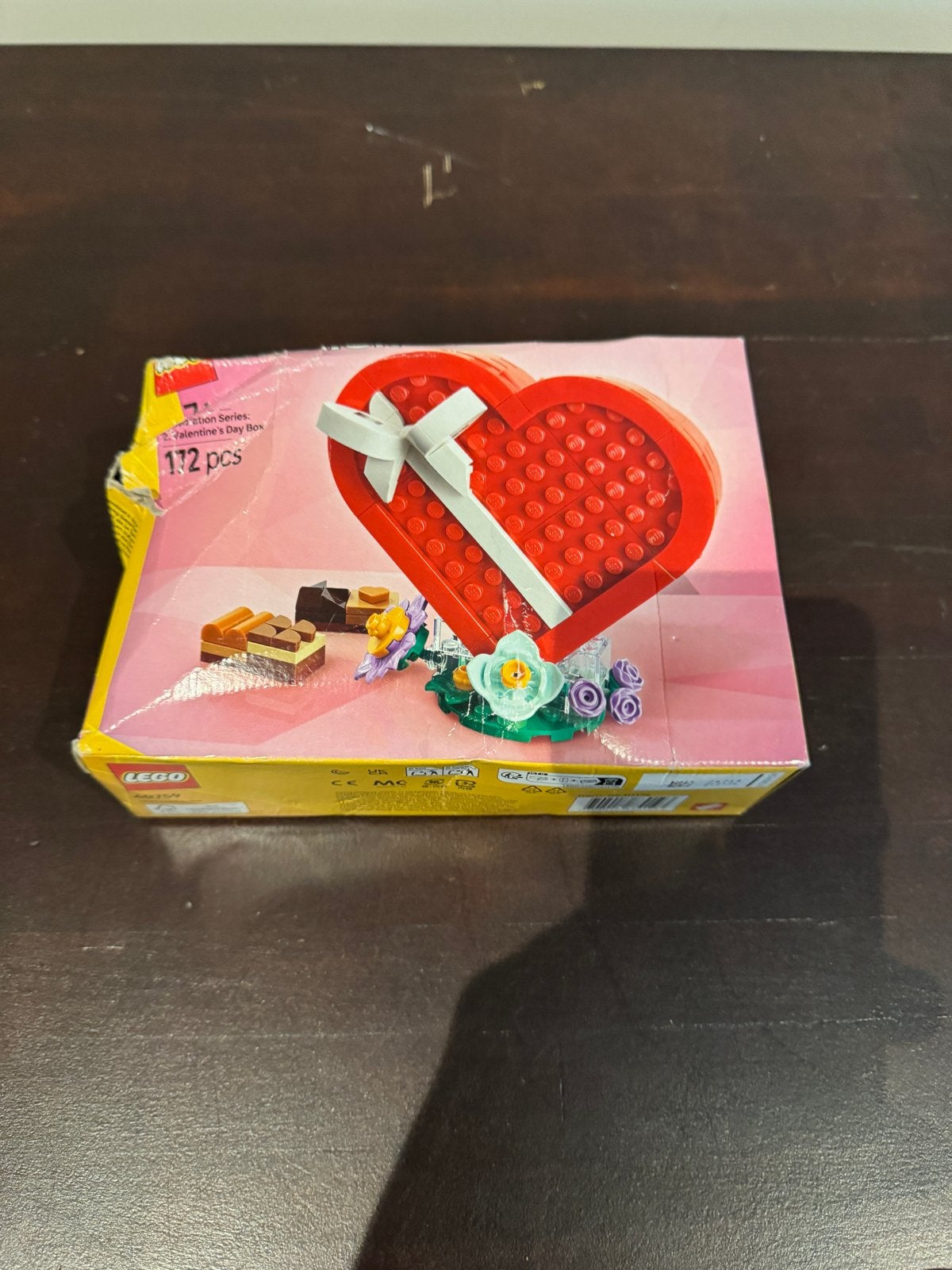 Nieuwe LEGO Valentijnsdag Doos (doos beschadigd), Ophalen of Verzenden, Nieuw