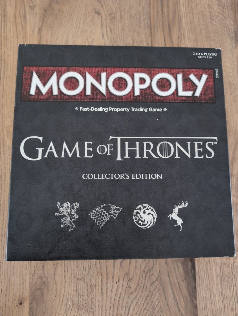 Monopoly Game of Thrones collectors edition, Vijf spelers of meer, Ophalen of Verzenden, Zo goed als nieuw, USAopoly