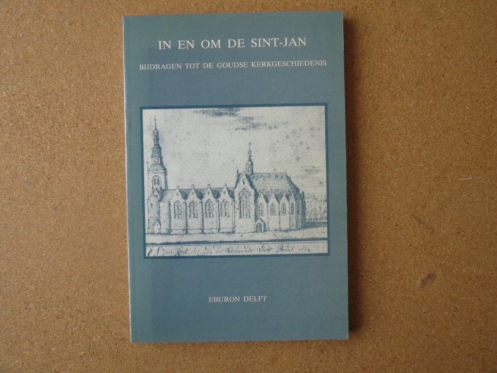 In en om de Sint-Jan (Gouda), Boeken, Ophalen of Verzenden, Zo goed als nieuw
