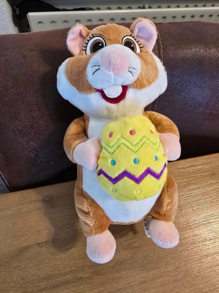 Leuke Hamster Knuffel met Paasei - Zo goed als nieuw, Hamster, Ophalen of Verzenden, Zo goed als nieuw, Middelgroot (20 tot 80 cm)