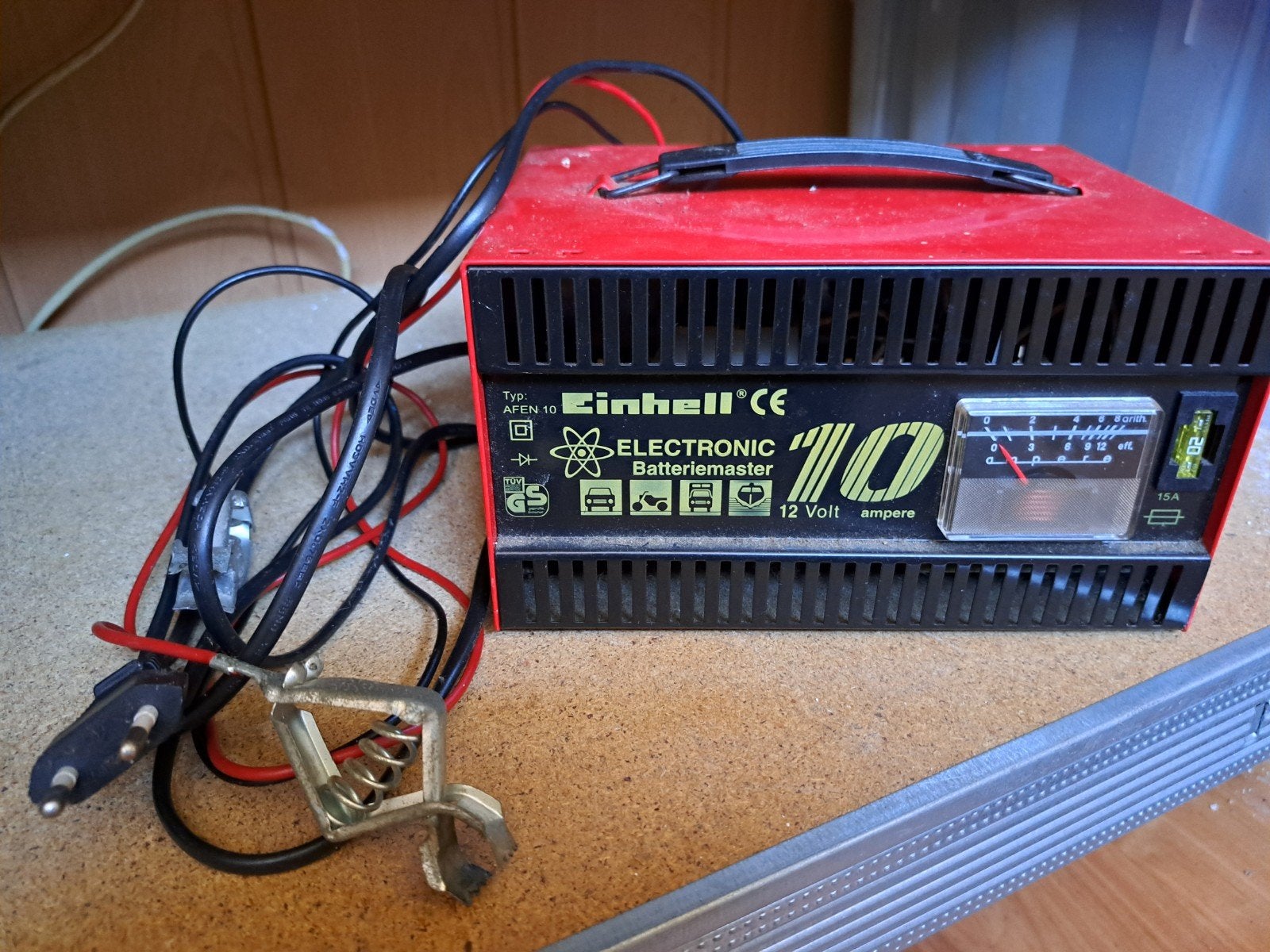 ac-lader auto 12 volt, Auto-onderdelen, Nieuw