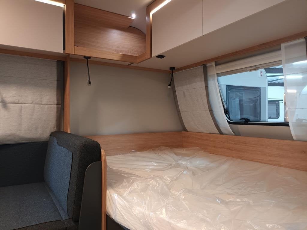Knaus Sport 500 KD, Caravans en Kamperen, Schokbreker, Bedrijf, Treinzit, 5 tot 6 meter