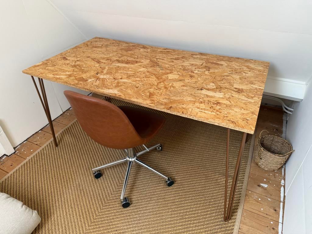 Bureau met stoel, Huis en Inrichting, Ophalen, In hoogte verstelbaar, Zo goed als nieuw