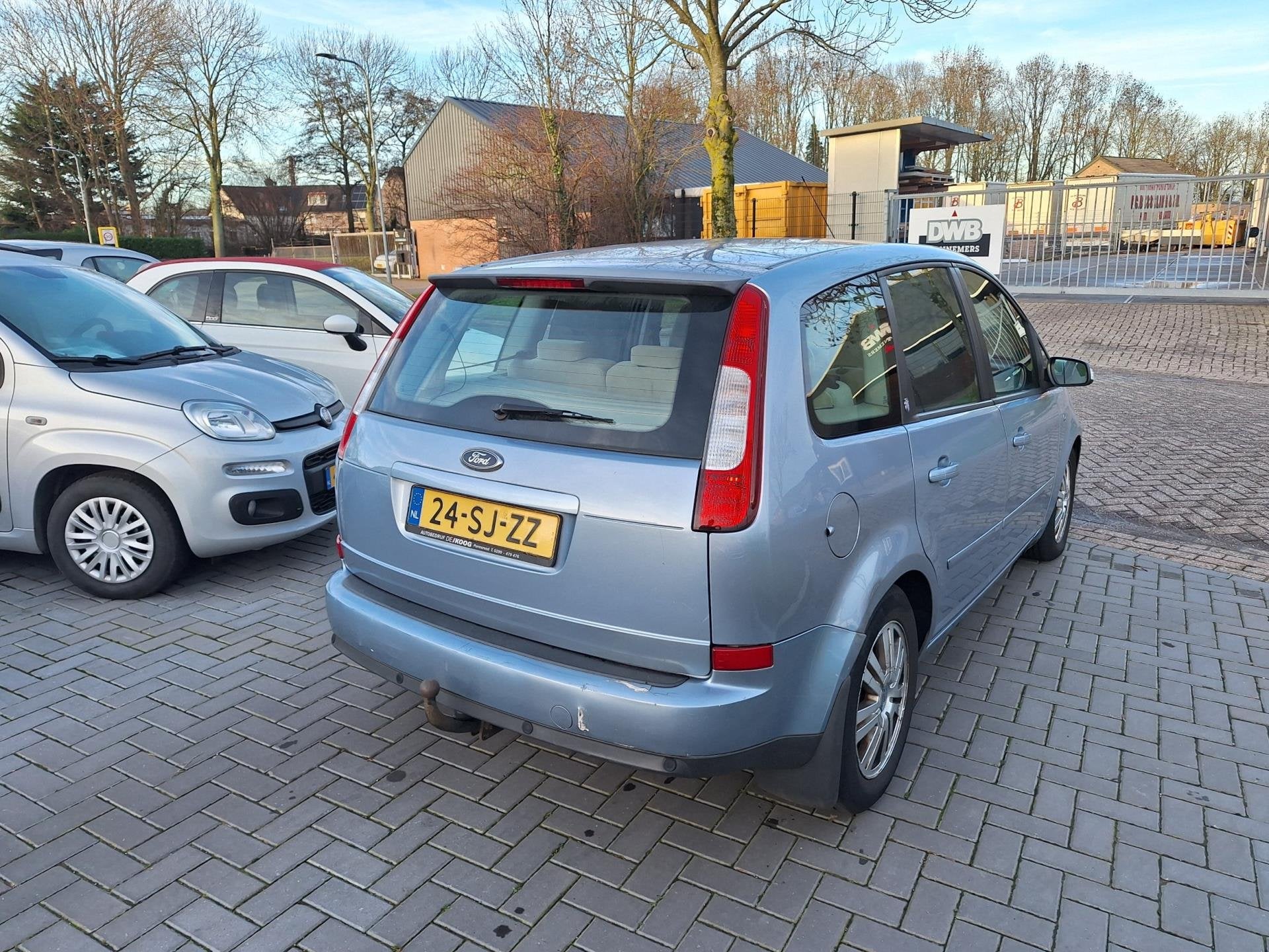 Ford Focus C-Max 2.0-16V Ghia / AUTOMAAT / APK t/m augustus, Gebruikt, 700 kg, Blauw, Metallic lak