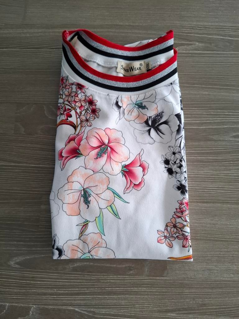 Sensiwear top gebloemd, Maat 46/48 (XL) of groter, Ophalen of Verzenden, Zo goed als nieuw, Zonder mouw
