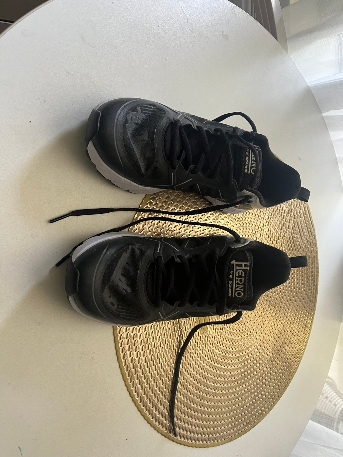 Scarpa Herno running shoes, Kleding | Dames, Ophalen of Verzenden, Zo goed als nieuw, Zwart, Sneakers of Gympen