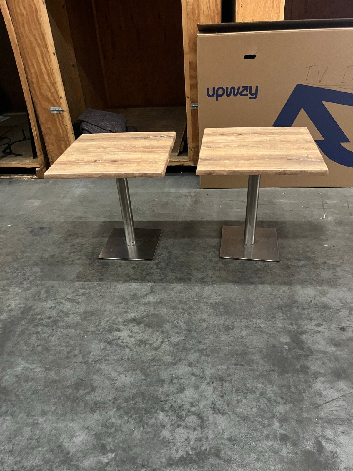 2x teras tafeltjes 70 cm x 70 cm, Ophalen, Gebruikt
