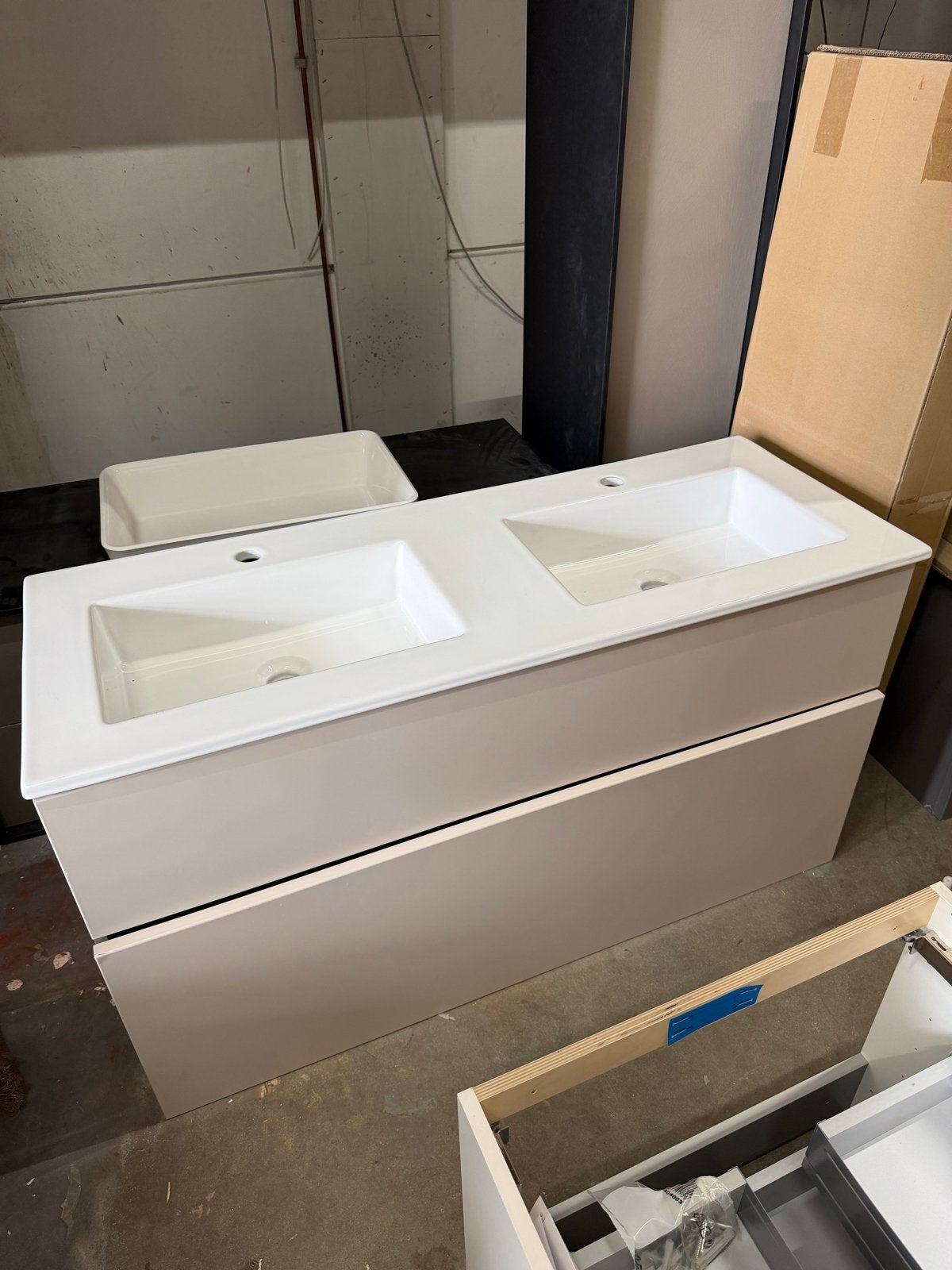 Diverse merken badmeubels en wastafels - showroommodellen, 150 tot 200 cm, Nieuw, Ophalen of Verzenden, Minder dan 100 cm