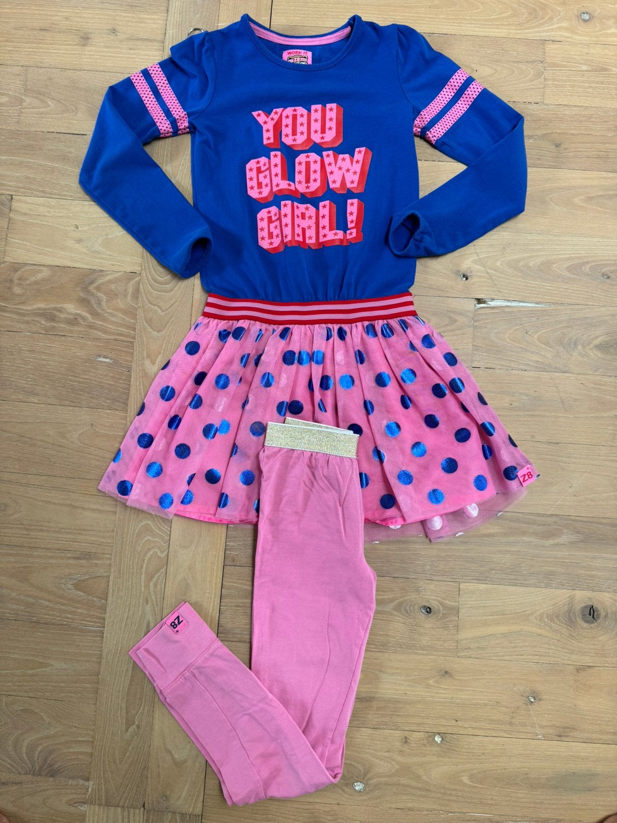 Z8 mooi jurkje met bijpassende legging, Ophalen of Verzenden, Zo goed als nieuw, Meisje, Jurk of Rok