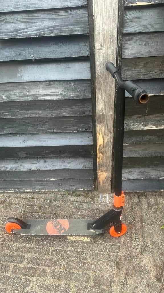 Stuntstep, Fietsen en Brommers, Steps, Ophalen, Zo goed als nieuw, Gewone step