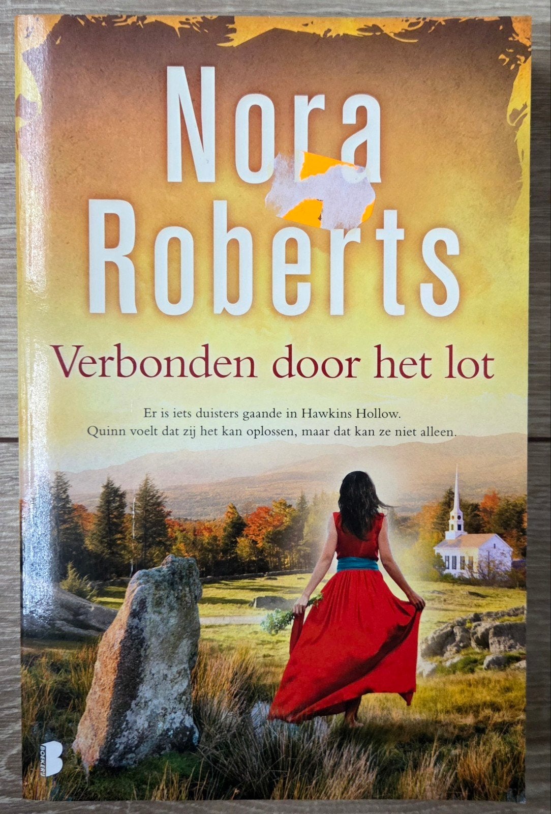 Nora Roberts - Verbonden door het lot, Ophalen of Verzenden, Zo goed als nieuw, Nora Roberts