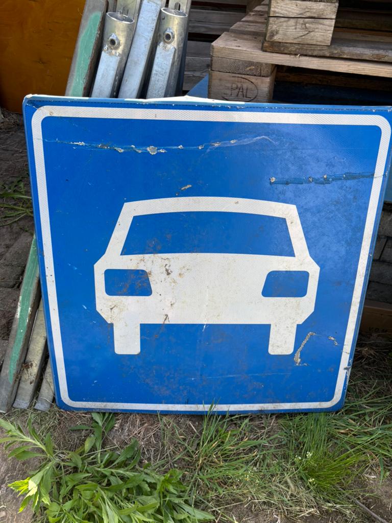 Verkeersbord autoweg, Ophalen, Gebruikt