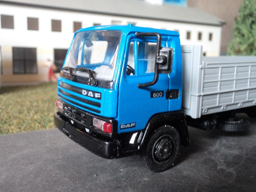 1/43 DAF 600 - AHC lichte vrachtwagen NU VOOR € 14.95, Hobby en Vrije tijd, Modelauto's | 1:43, Ophalen of Verzenden, Nieuw, Bus of Vrachtwagen