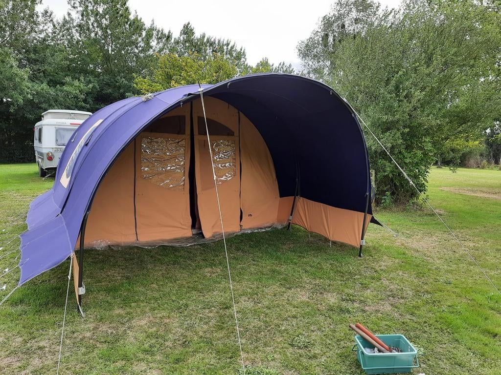 De waard bosuil speciale editie uit 2013, Caravans en Kamperen, Tenten, Ophalen