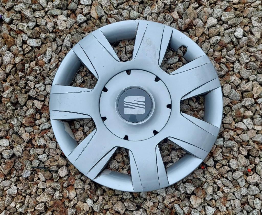 Seat Ibiza 16 inch wieldoppen siervelgen, Ophalen of Verzenden, Gebruikt