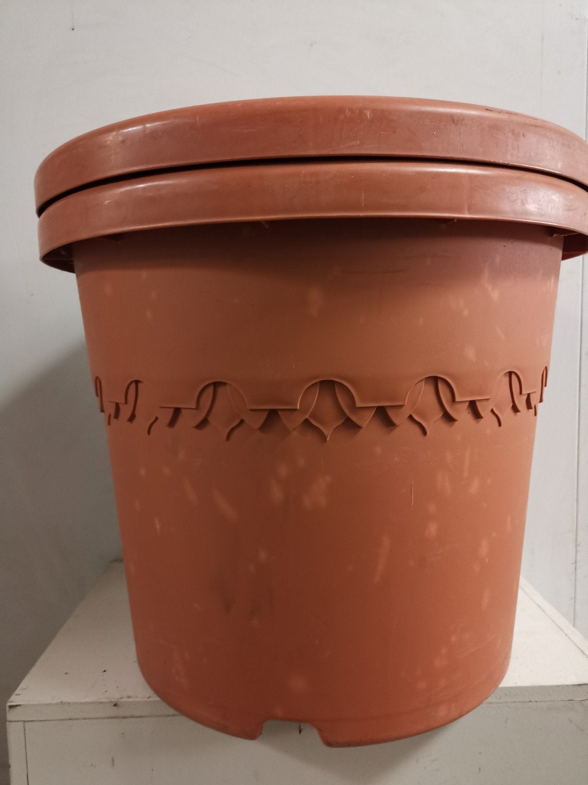 2 x bloempot 38 x 42 cm plastic, Ophalen, Rond, Kunststof
