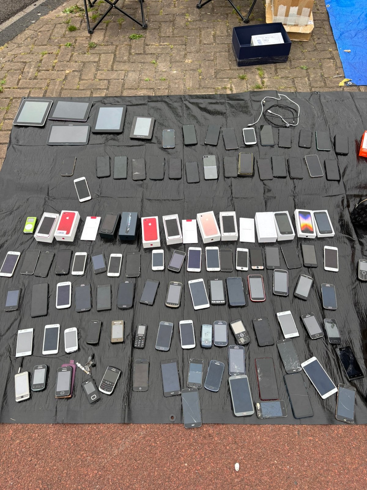 Partij telefoons, Auto diversen, Automatten, Ophalen of Verzenden, Zo goed als nieuw