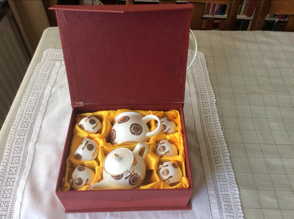 Chinees theeservies in geschenkdoos - porselein, Ophalen of Verzenden