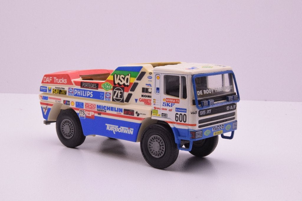 DAF 95 XF  '' Parjs-Dakar  Jan de Rooy  ''  Portegies 1/50, Ophalen of Verzenden, Zo goed als nieuw, Bus of Vrachtwagen, Overige merken