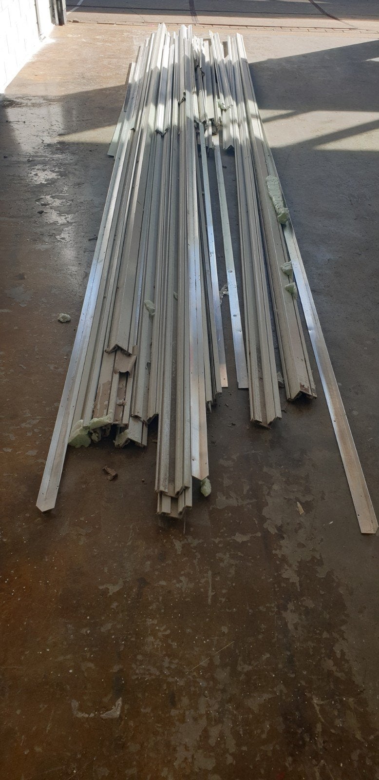 Kunststof en aluminium hoekprofielen, Ophalen, Aluminium