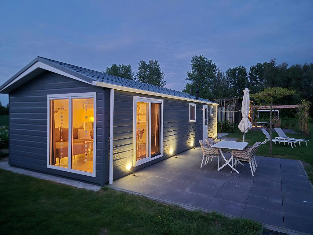Luxe chalet te koop in Arcabo, Zeeland, Caravans en Kamperen, Stacaravans, Tot en met 2