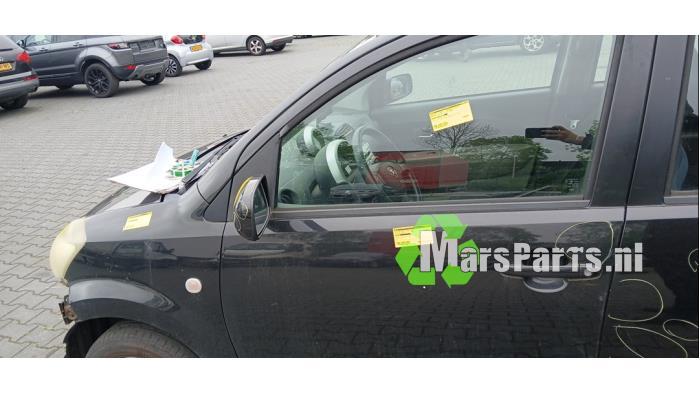 Portier 4Deurs links-voor van een Daihatsu Sirion, Gebruikt, Daihatsu, -, Deur