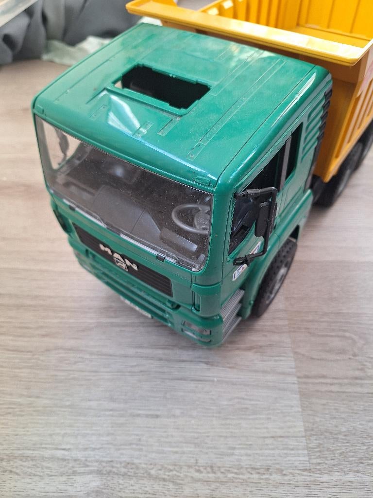 Bruder vrachtauto, Ophalen, Zo goed als nieuw