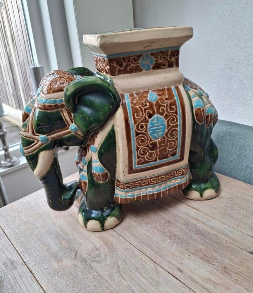 Olifant Keramiek Kruk Jadegroen Jaren 60-70, Ophalen