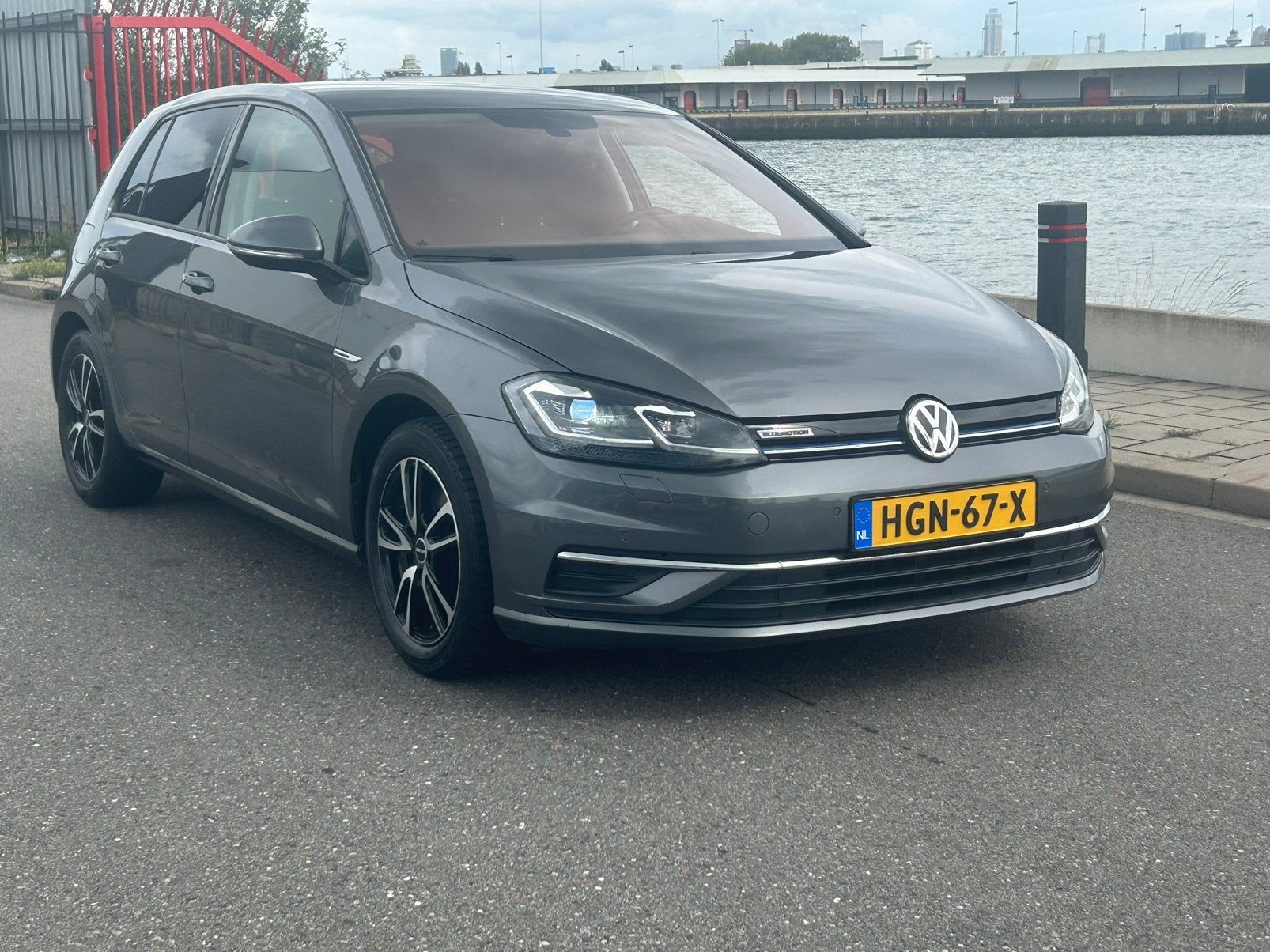 Volkswagen Golf 7.5 1.5 TSI DSG AUT LED NAVI ECC PDC, Auto's, Volkswagen, Stof, 1498 cc, 4 cilinders, 150 pk
