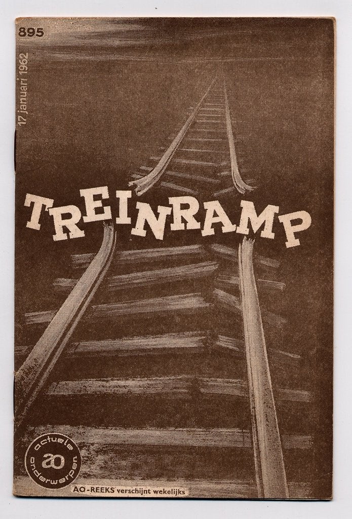 Treinramp Woerden 1962 - ramp ongeluk - J. Entken - NS, 20e eeuw of later, J.F.A.M. Entken, Europa, Nieuw