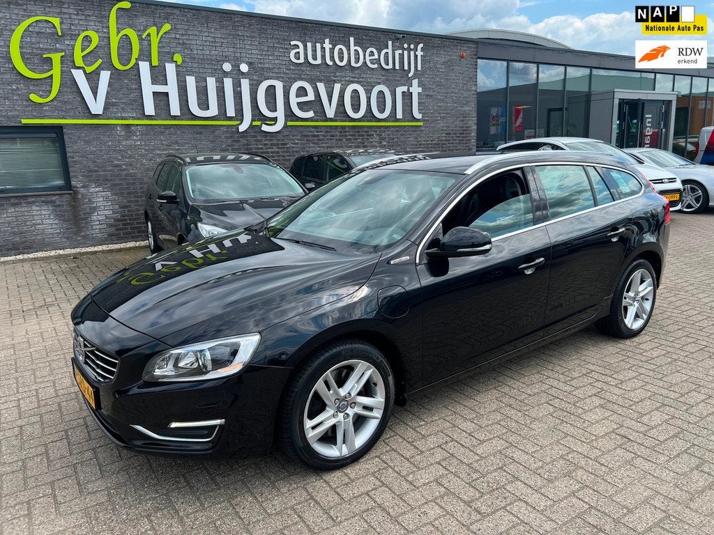 Volvo V60 2.4 D6 AWD Plug-In Hybrid Summum 130312 km, Auto's, Volvo, Bedrijf, Te koop, V60, 4x4, ABS, Airbags, Airconditioning