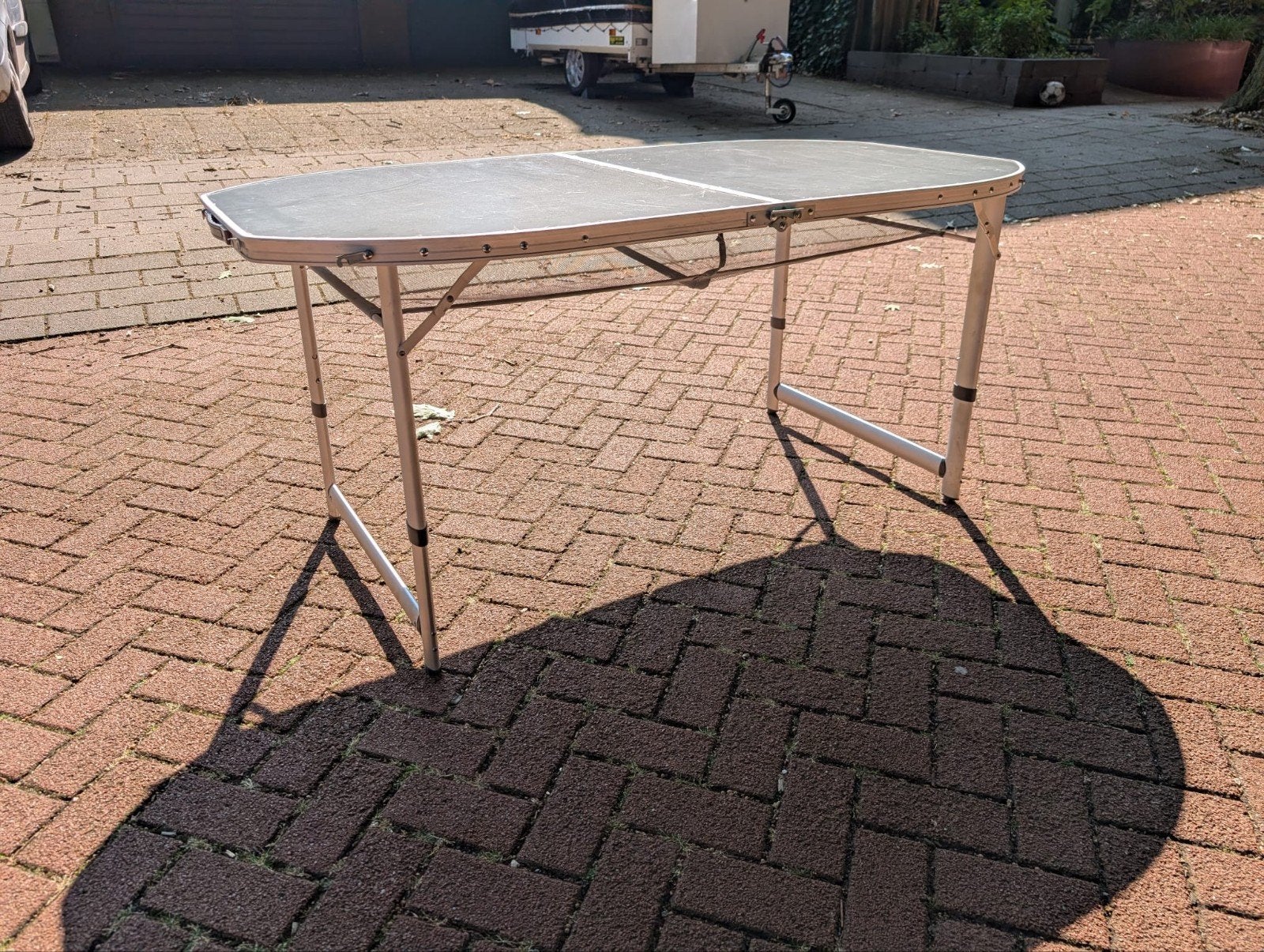 Opvouwbare campingtafel - Ideaal voor kamperen, Caravans en Kamperen, Kampeermeubelen, Ophalen, Gebruikt, Campingtafel
