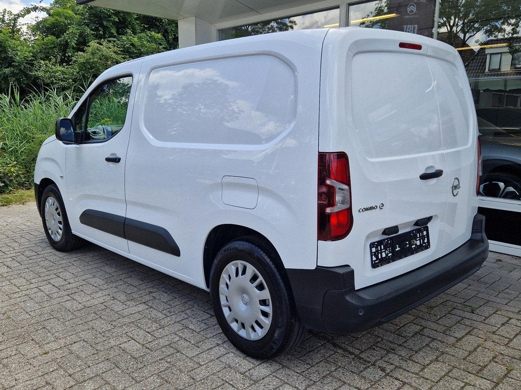 Opel Combo-e Life L1H1 Edition 50 kWh | tot 275km WLTP range, Auto's, Opel, Overige carrosserieën, Wit, Parkeersensor, Te koop