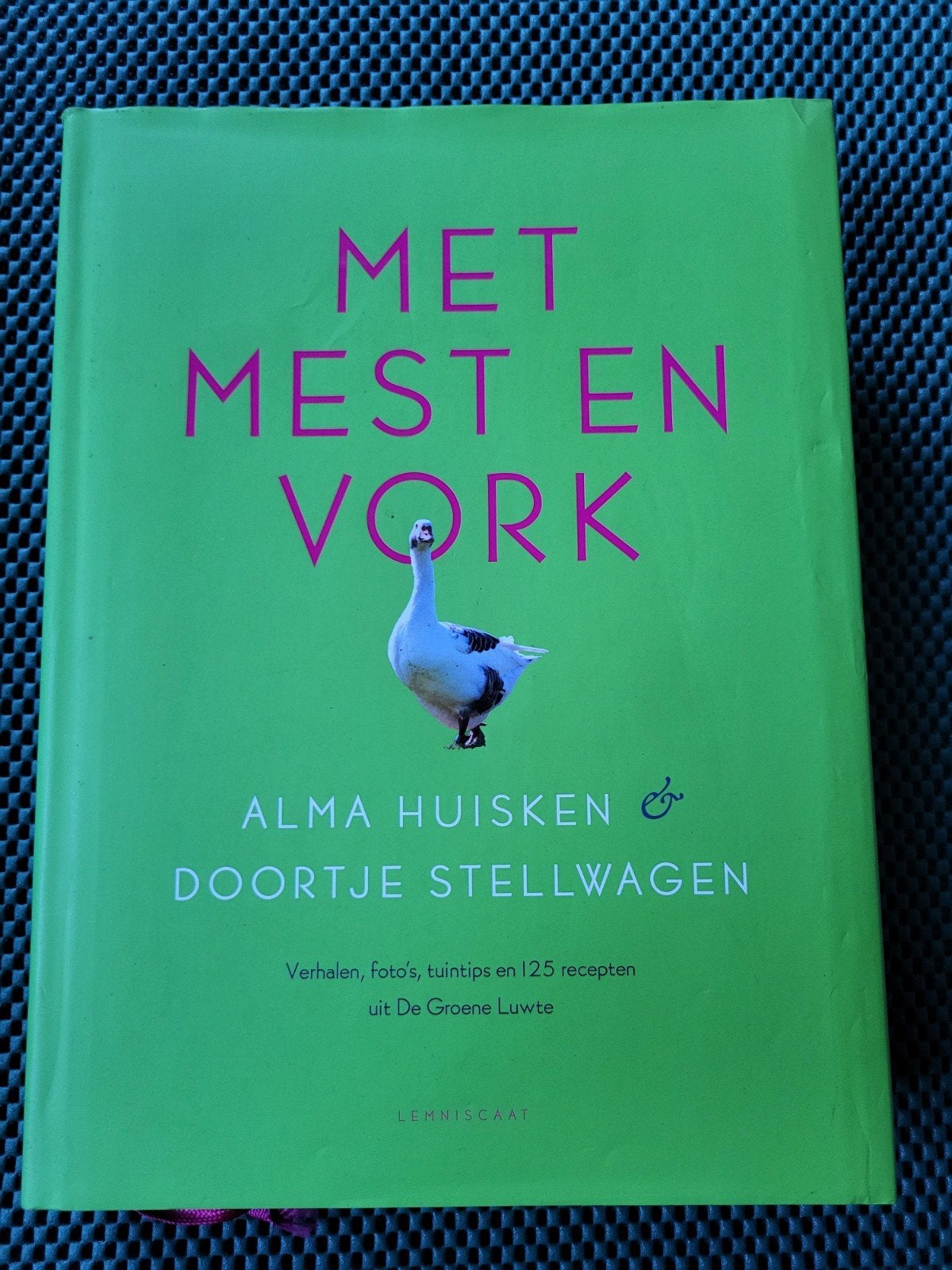 met mest en vork, alma huisken, doortje stellwagen, Ophalen of Verzenden, Zo goed als nieuw