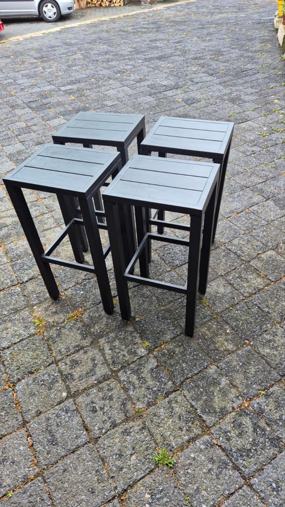 Vier metalen barkrukken, Huis en Inrichting, Barkrukken, 4 krukken, Ophalen, 60 tot 90 cm