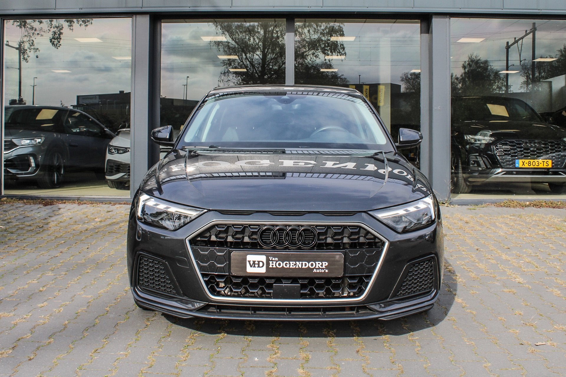 Audi A1 Sportback 25 TFSI Pro Line NAVI CARPLAY AUTOMAAT, Auto's, Dealer onderhouden, Stof, 95 pk, Origineel Nederlands