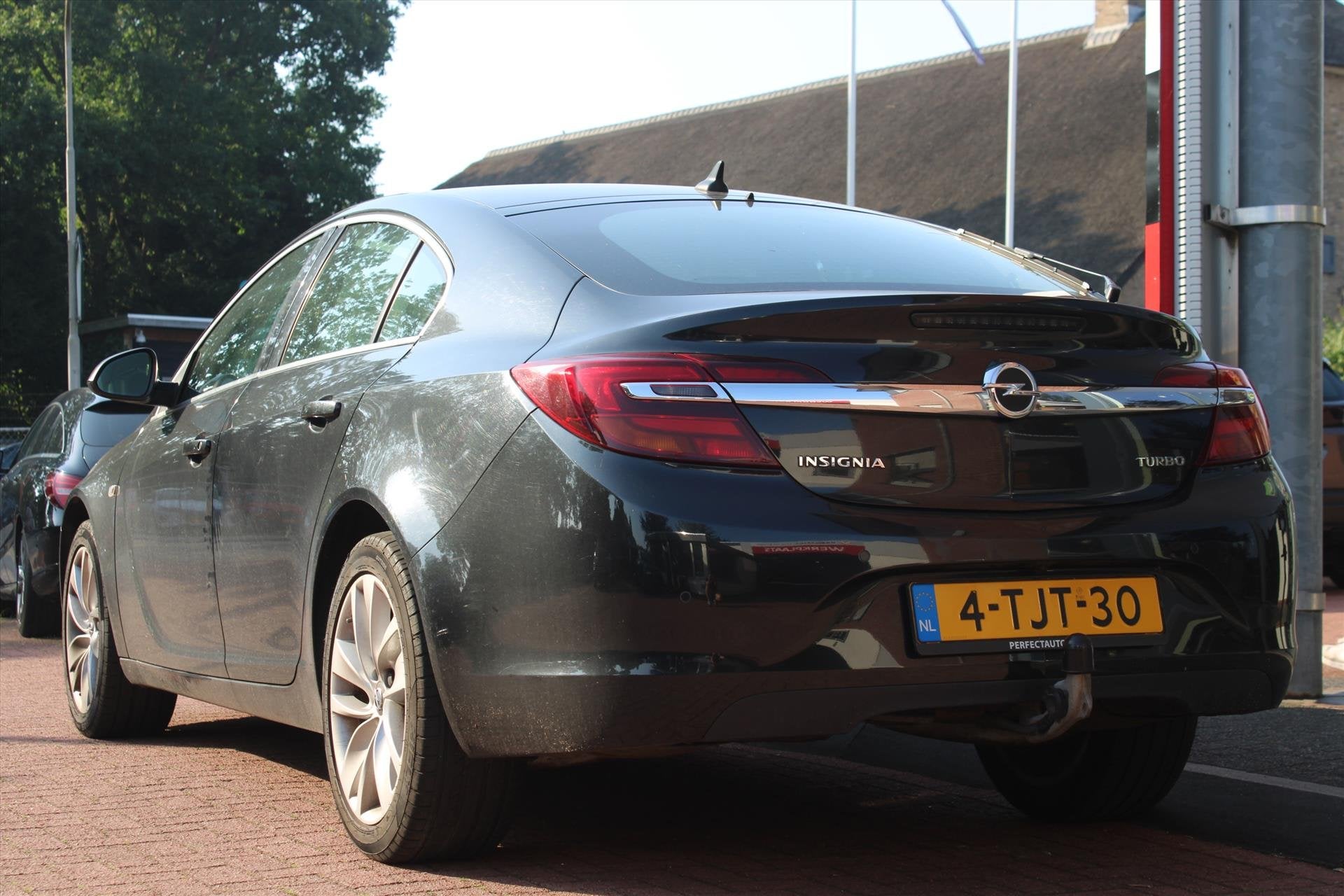 OPEL Insignia 1.6 Turbo *Cosmo* | Trekhaak | Camera | Naviga, Auto's, Opel, 1513 kg, Euro 5, Stof, Gebruikt