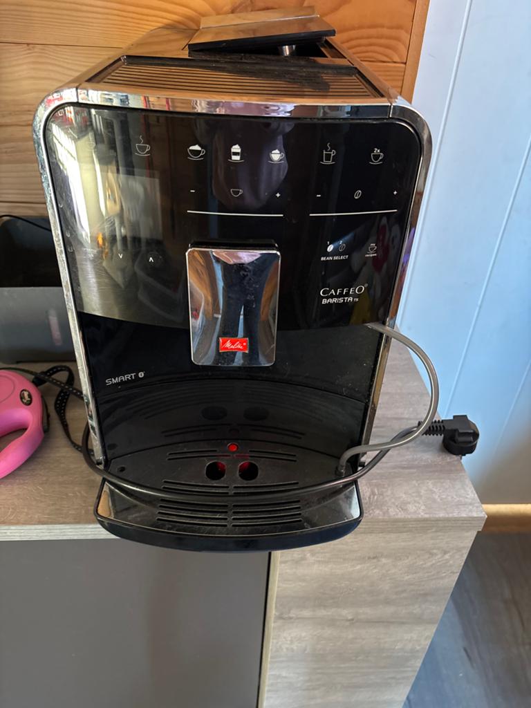 Melitta Caffeo Barista TS Smart koffiemachine, Afneembaar waterreservoir, Gebruikt, 10 kopjes of meer, Koffiemachine