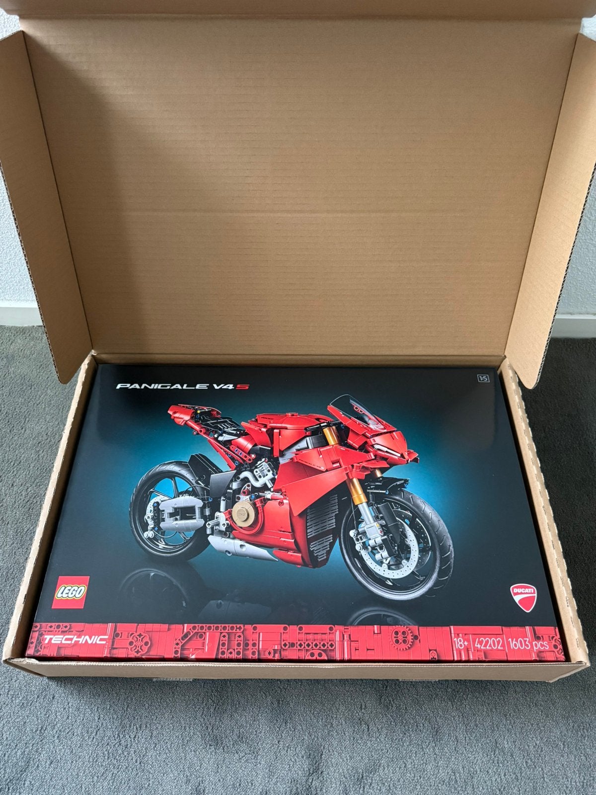 Lego 42202, Ophalen, Nieuw