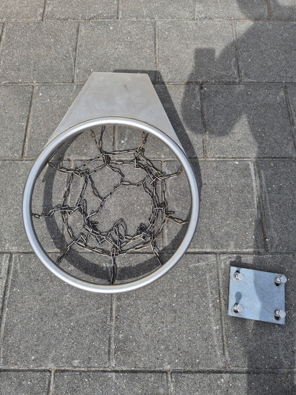 Basketbalring van staal met RVS bouten en moeren, Ophalen, Gebruikt, Ring, Bord of Paal