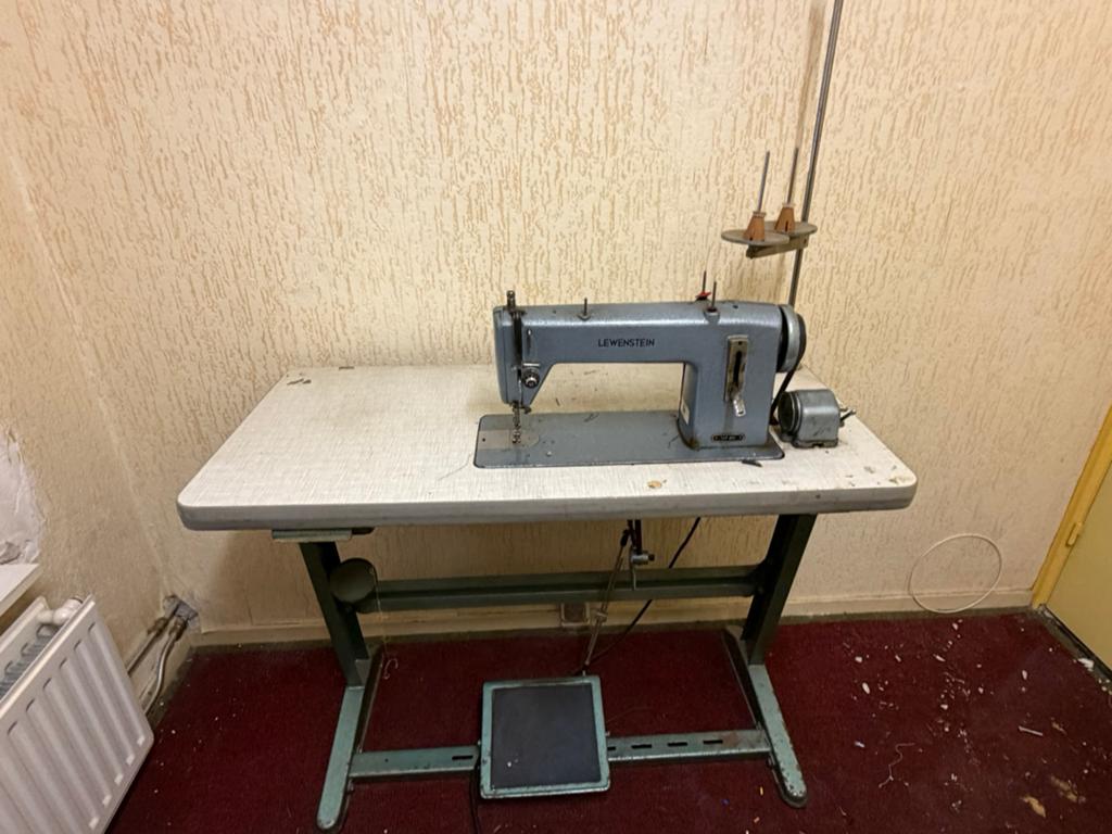 Professionele vintage Lewenstein naaimachine  127300, Gebruikt, Lewenstein, Naaimachine, Nb